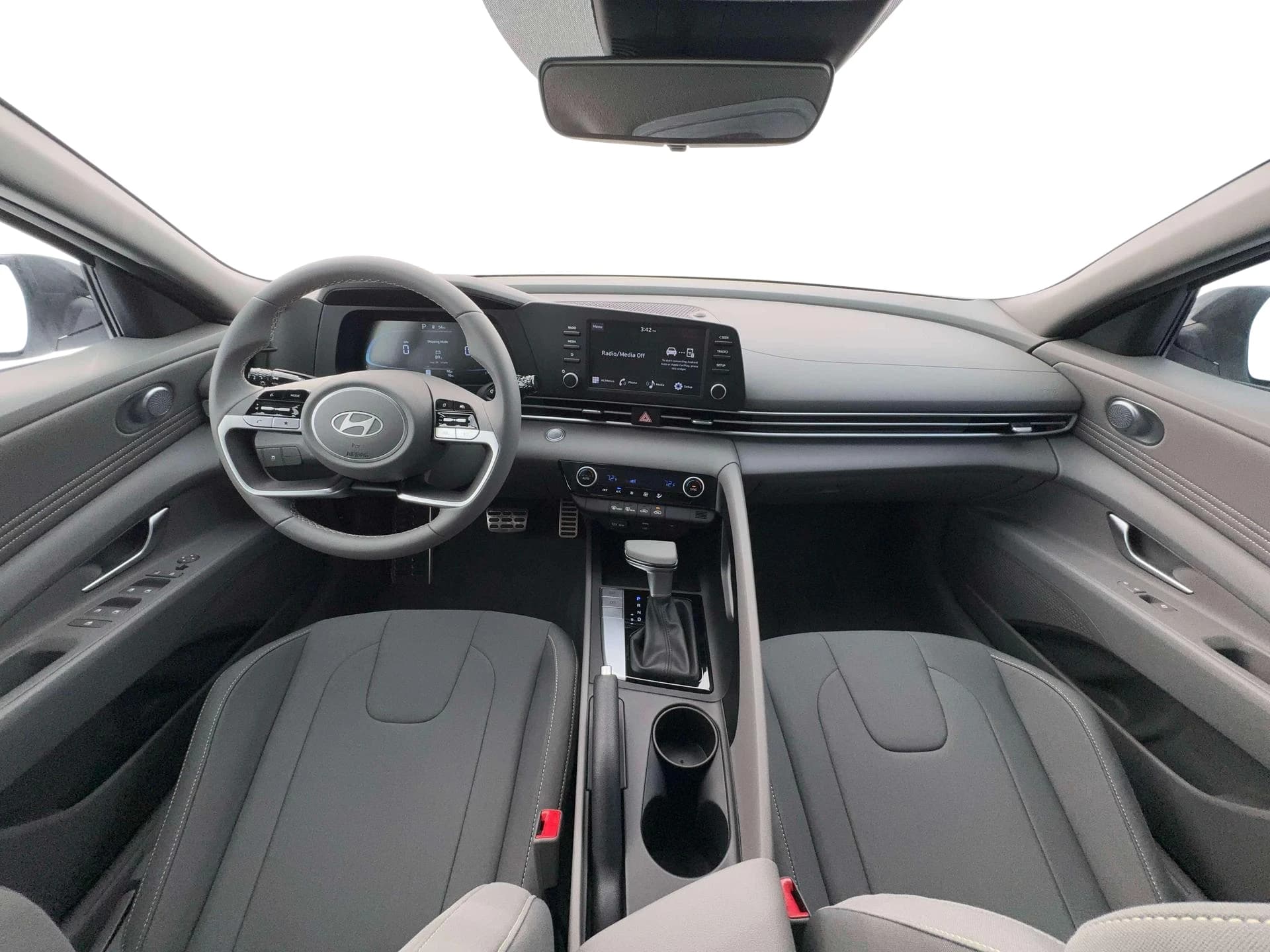Hyundai Elantra SEL Sport IVT 2026 — side view