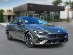 Hyundai Elantra SEL Sport Sedan 2026 — side view
