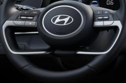 Hyundai Elantra SEL Sport Plus Sedan 2026 — side view