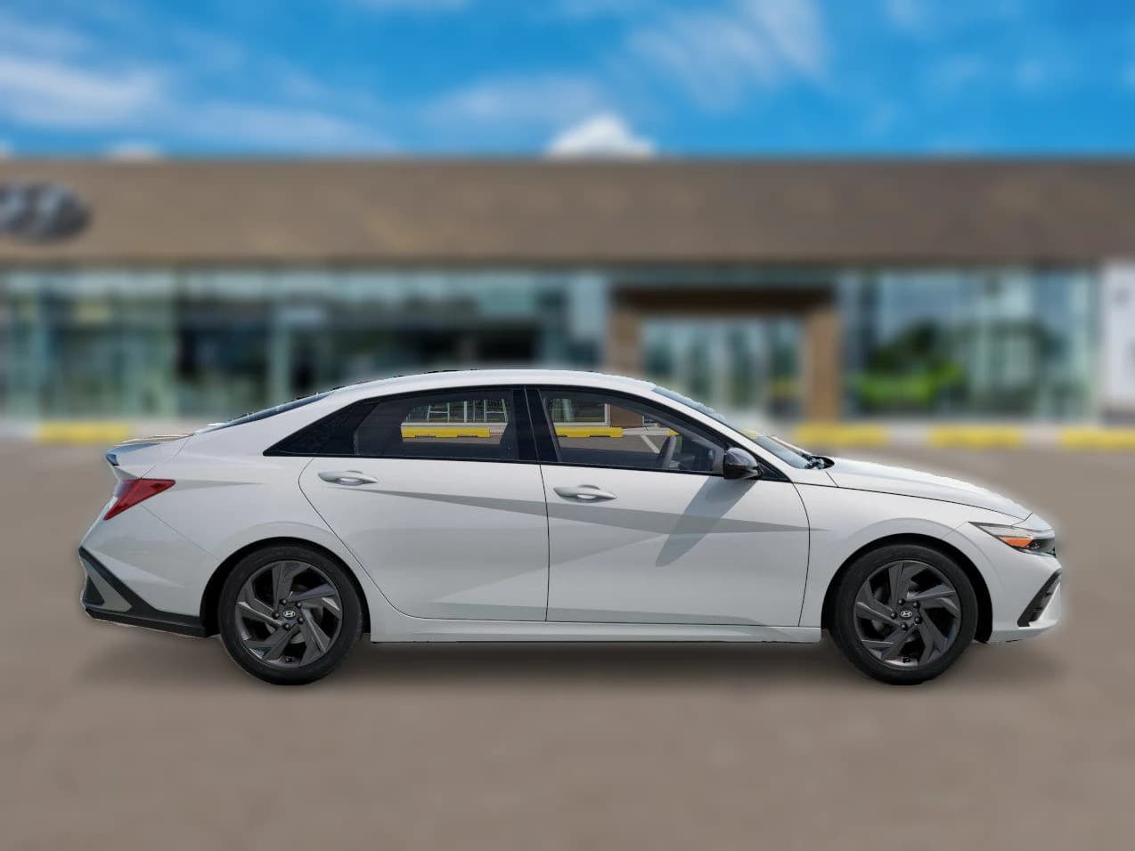 Hyundai Elantra SEL Sport IVT 2026 — side view