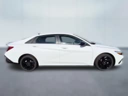 Hyundai Elantra SEL Sport Sedan 2026 — side view