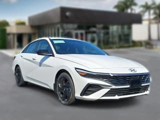 Hyundai Elantra SEL Sport Sedan