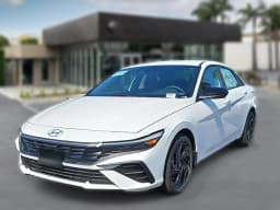 Hyundai Elantra SEL Sport Sedan 2026 — side view
