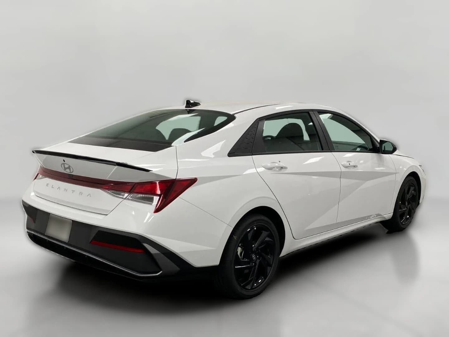 Hyundai Elantra SEL Sport Plus Sedan 2026 — side view