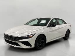 Hyundai Elantra SEL Sport Plus Sedan 2026 — side view