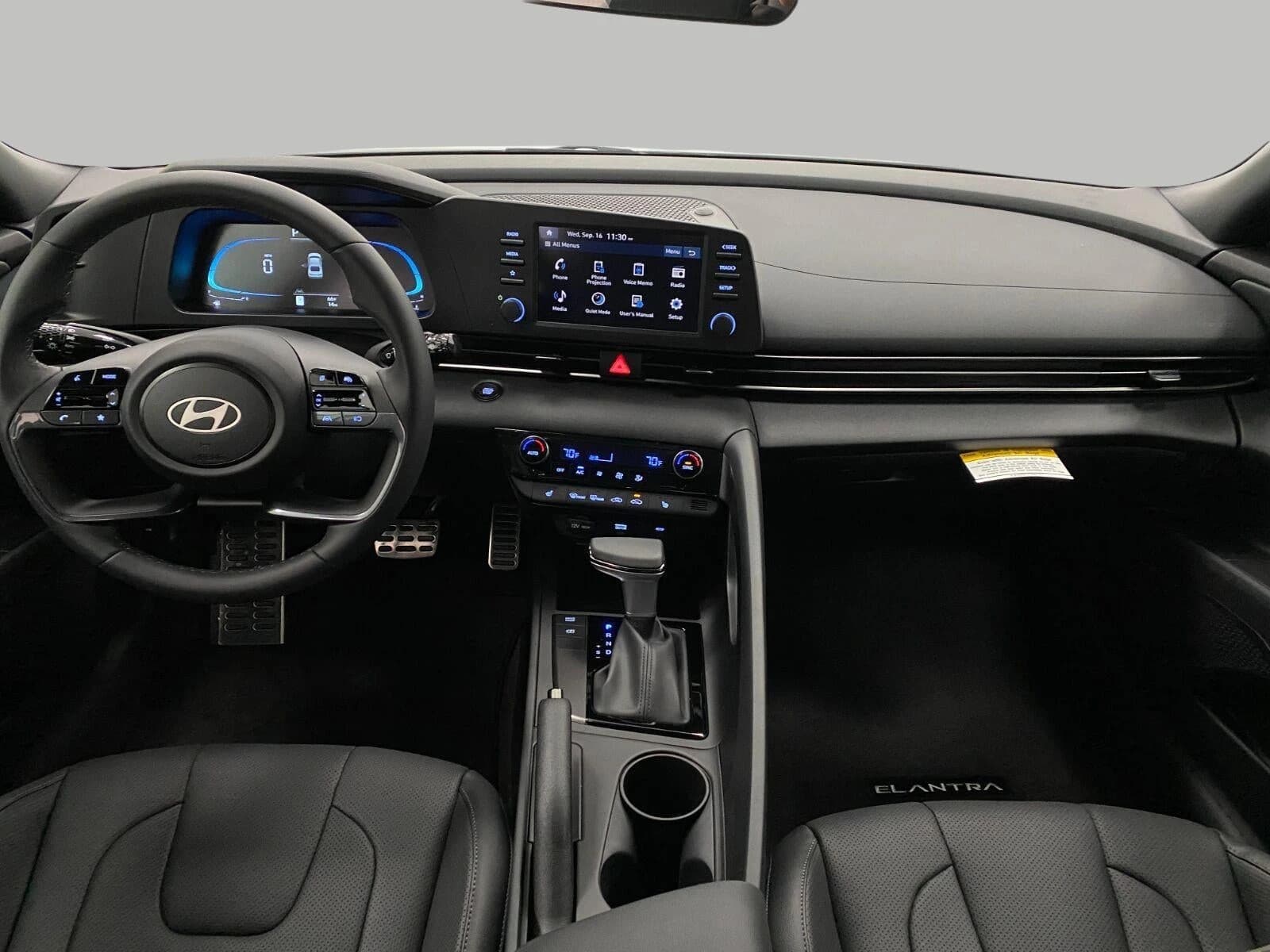 Hyundai Elantra SEL Sport Plus Sedan 2026 — side view