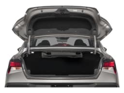 Hyundai Elantra SEL Sport IVT 2026 — side view