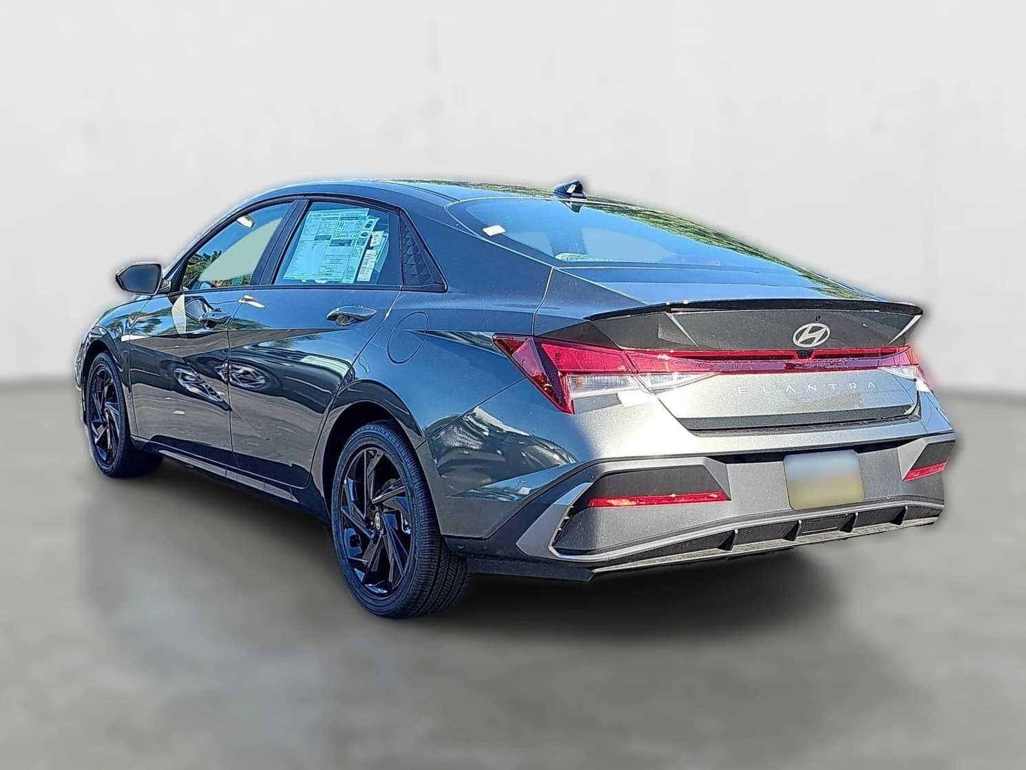 Hyundai Elantra SEL Sport Plus Sedan 2026 — side view