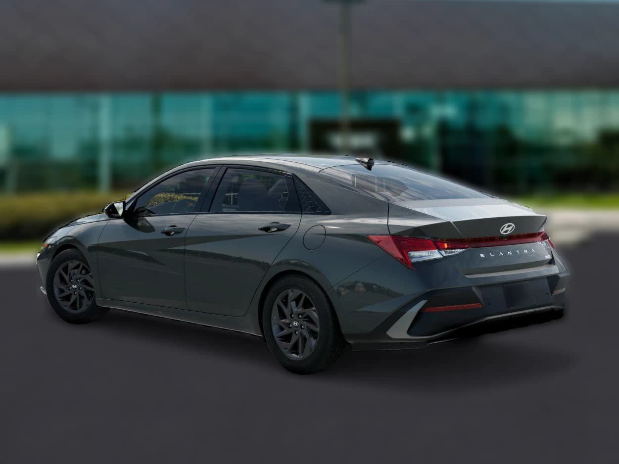 Hyundai Elantra Hybrid Blue Sedan 2026 — side view