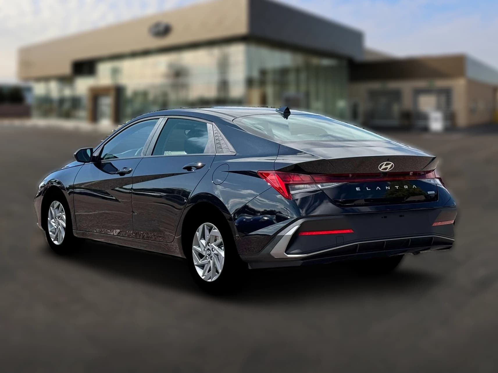 Hyundai Elantra Hybrid Blue Sedan 2026 — side view