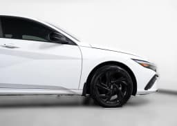 Hyundai Elantra Hybrid SEL Sport Sedan 2026 — side view