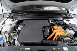 Hyundai Elantra Hybrid SEL Sport Sedan 2026 — side view