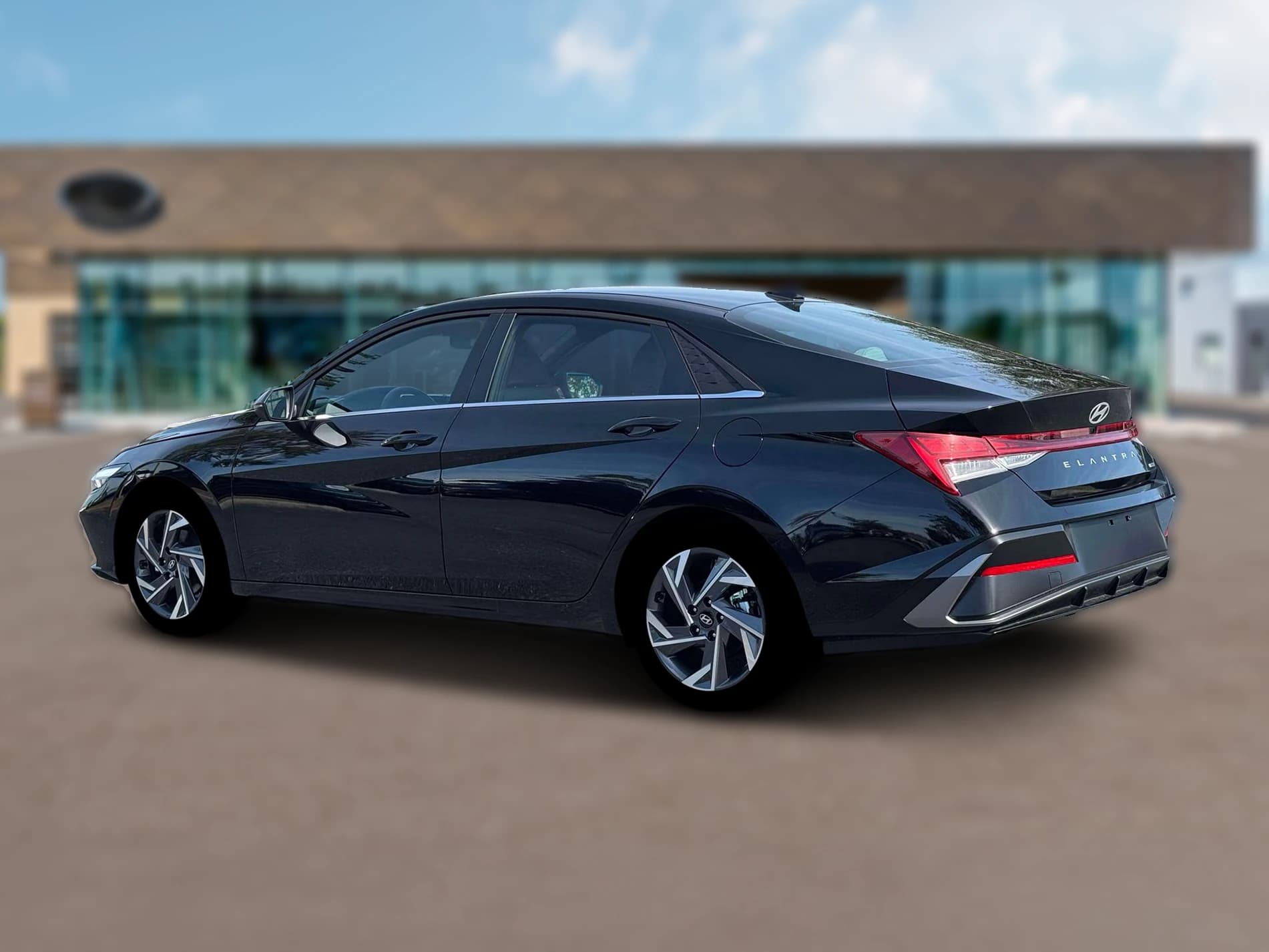Hyundai Elantra Hybrid Limited Sedan 2026 — side view