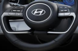 Hyundai Elantra Hybrid Limited Sedan 2026 — side view