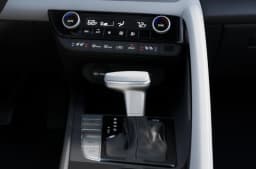 Hyundai Elantra Hybrid Limited Sedan 2026 — side view