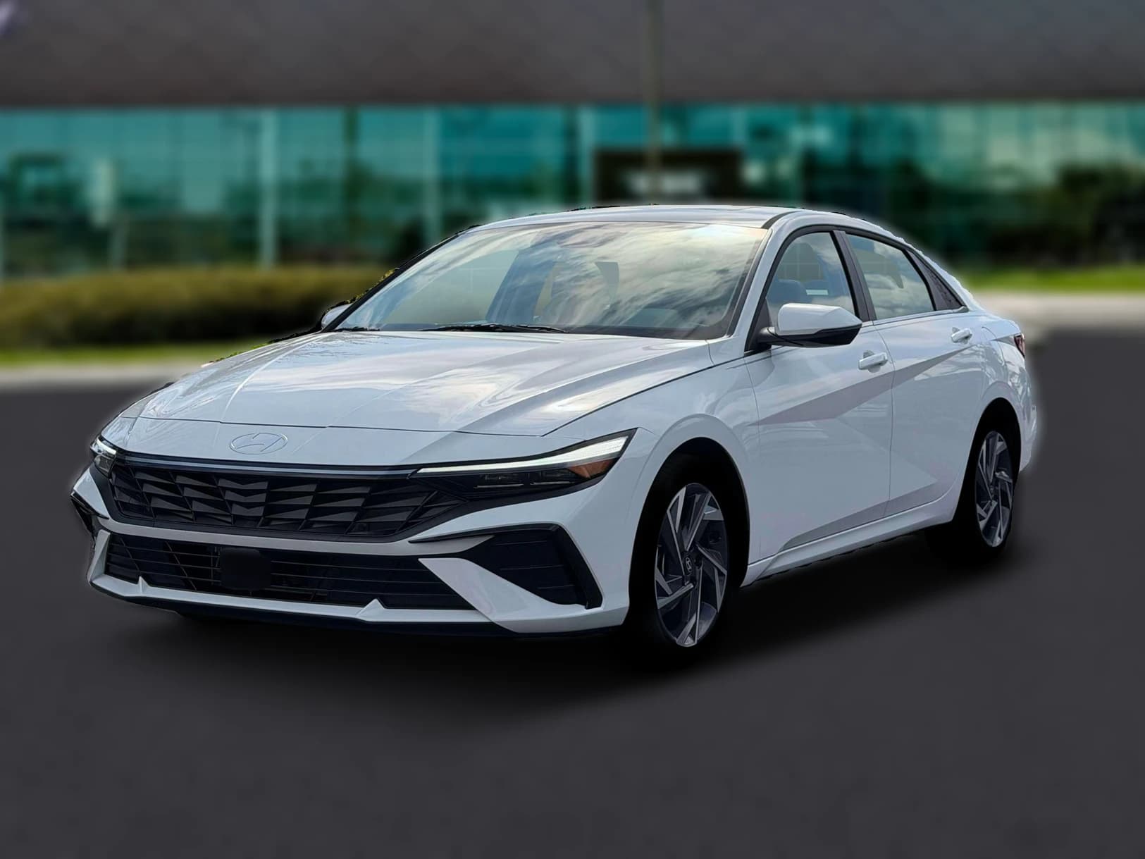 Hyundai Elantra Hybrid Limited Sedan 2026 — side view