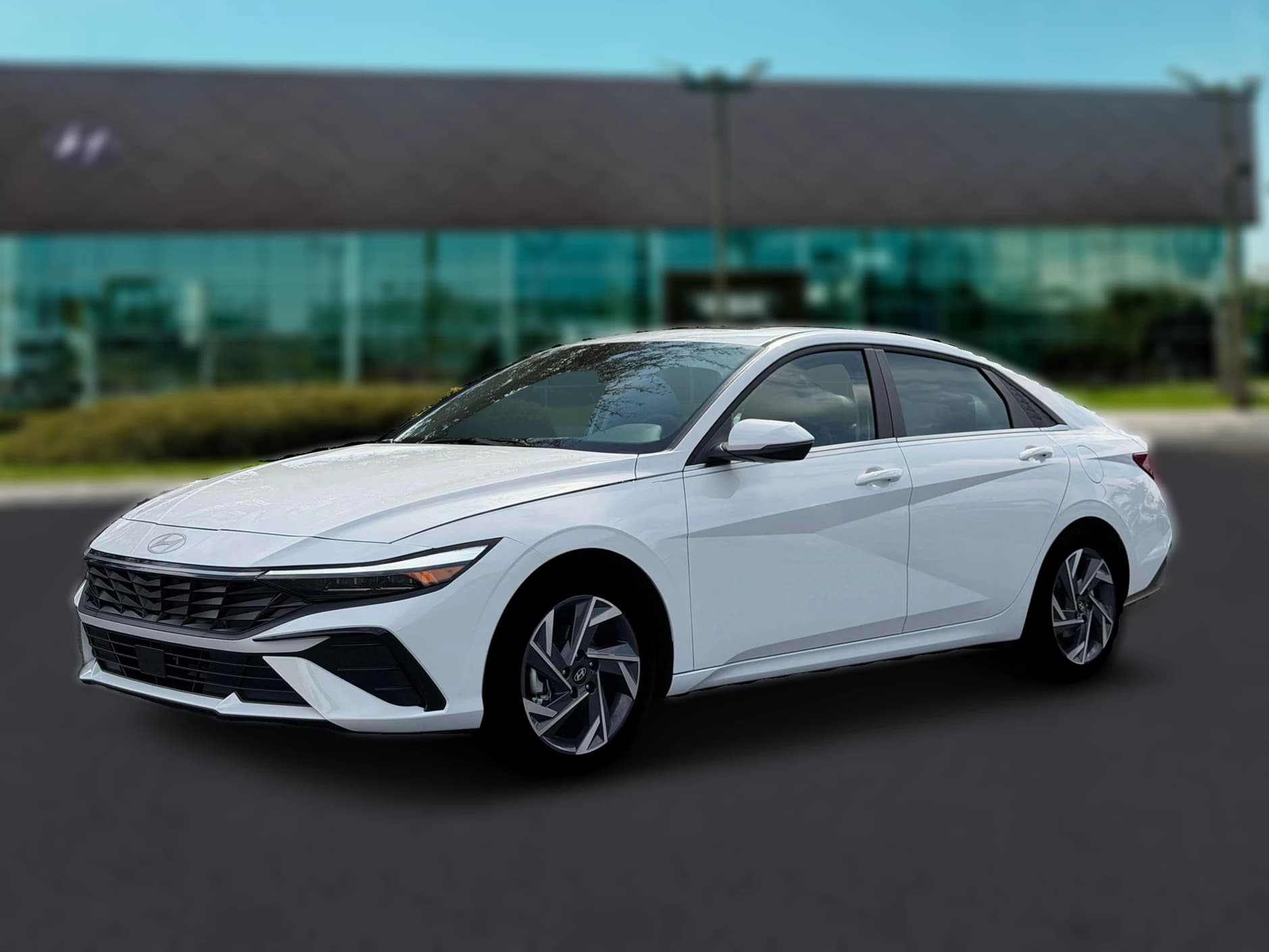 Hyundai Elantra Hybrid Limited Sedan 2026 — side view