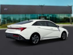 Hyundai Elantra Hybrid Limited Sedan 2026 — side view