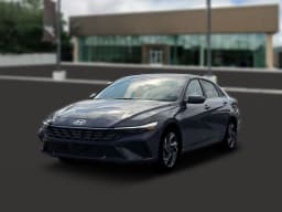 Hyundai Elantra Hybrid Limited Sedan 2026 — side view