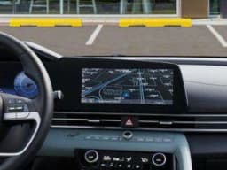 Hyundai Elantra Hybrid Limited DCT 2025 — side view