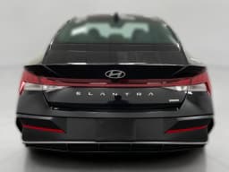 Hyundai Elantra Hybrid Limited Sedan 2026 — side view