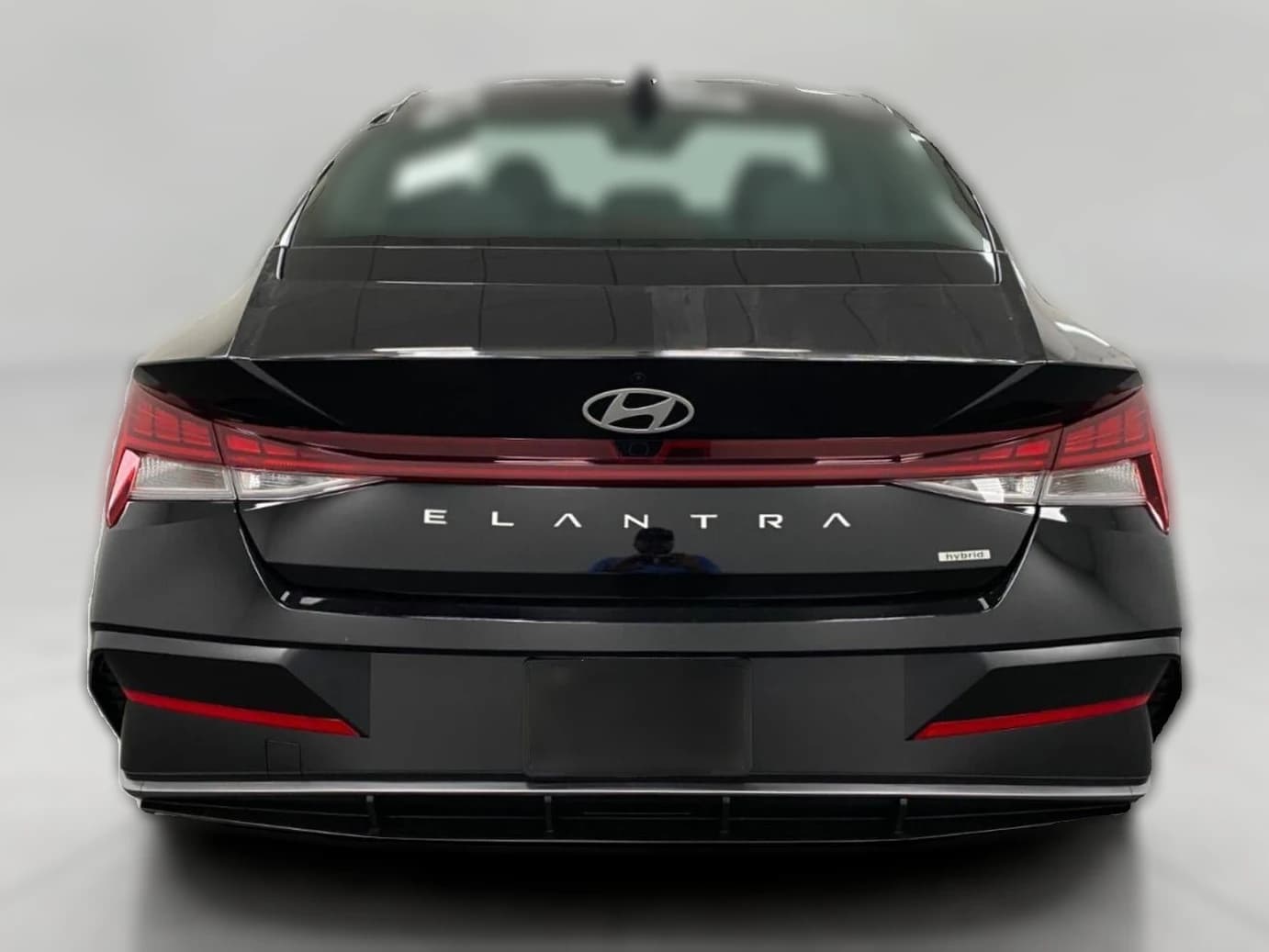 Hyundai Elantra Hybrid Limited Sedan 2026 — side view