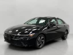 Hyundai Elantra Hybrid Limited Sedan 2026 — side view