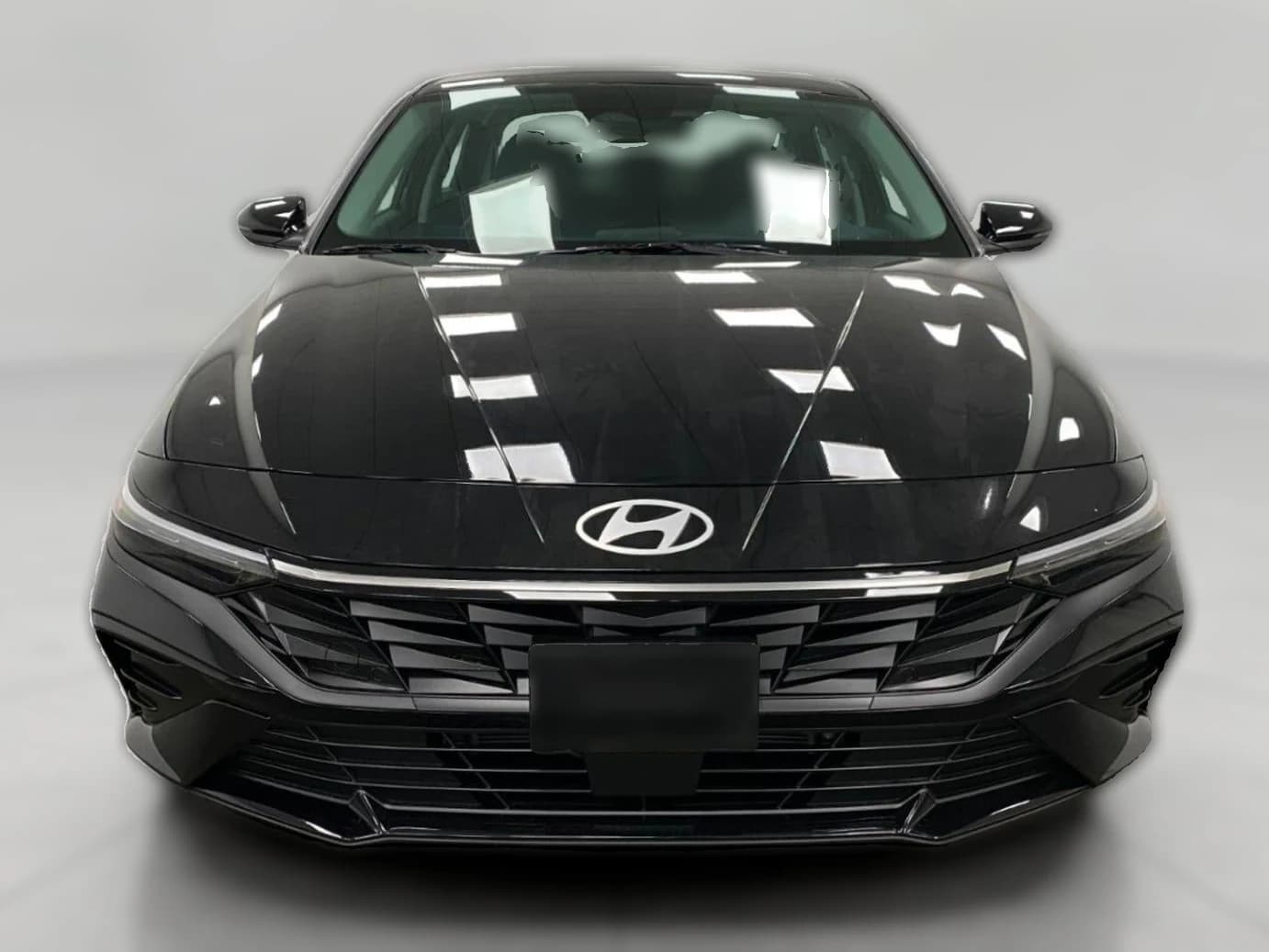 Hyundai Elantra Hybrid Limited Sedan 2026 — side view