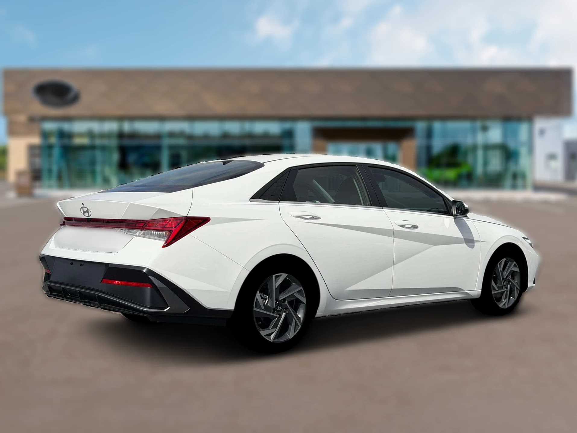 Hyundai Elantra Hybrid Limited Sedan 2026 — side view