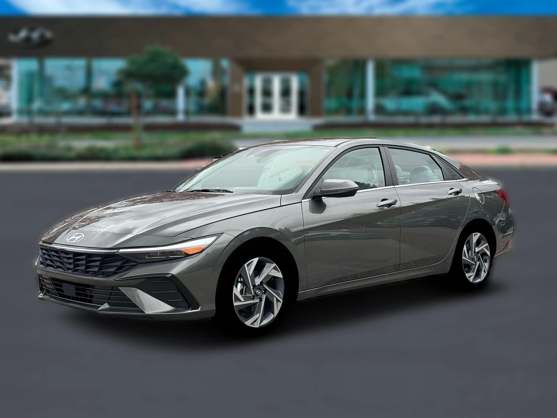 Hyundai Elantra Limited Sedan 2026 — side view