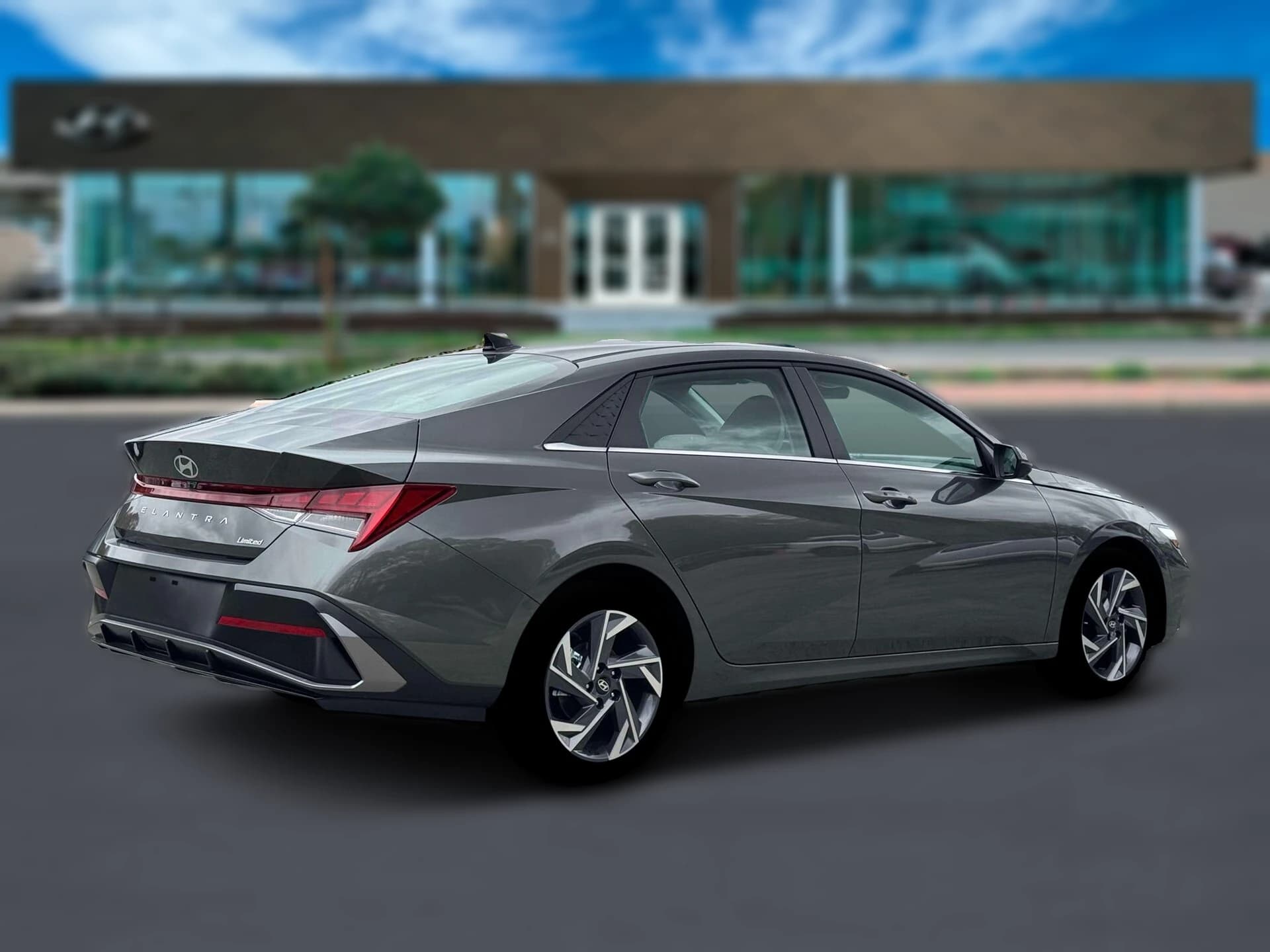 Hyundai Elantra Limited Sedan 2026 — side view