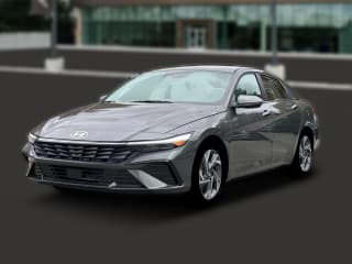 Hyundai Elantra Limited Sedan