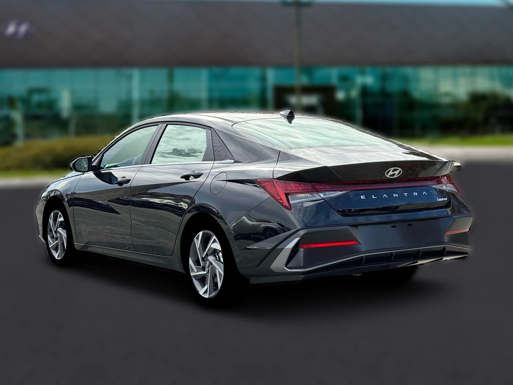 Hyundai Elantra Limited Sedan 2026 — side view