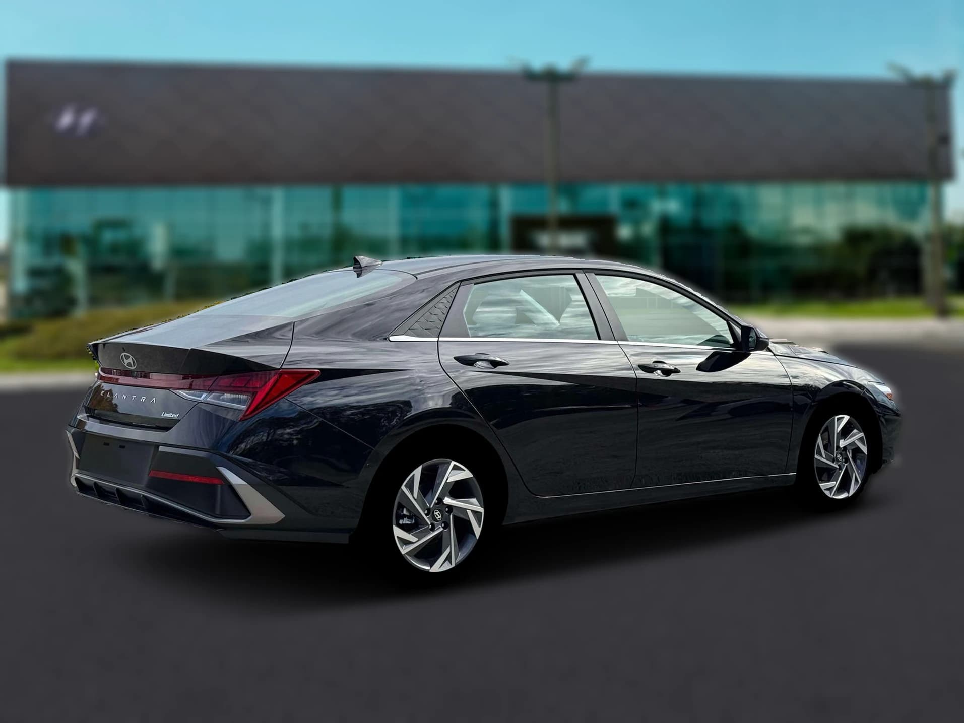 Hyundai Elantra Limited Sedan 2026 — side view