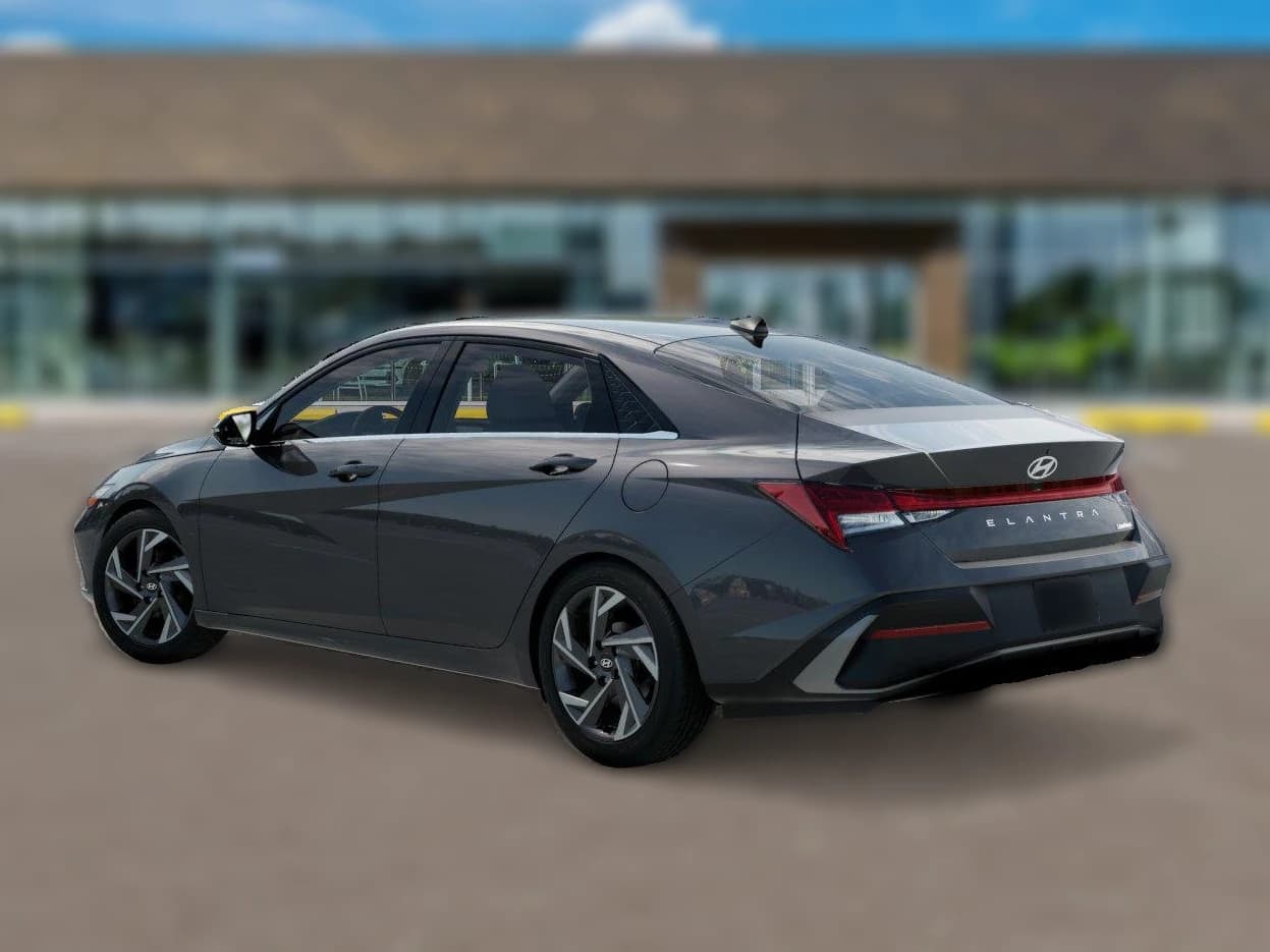 Hyundai Elantra Limited Sedan 2026 — side view