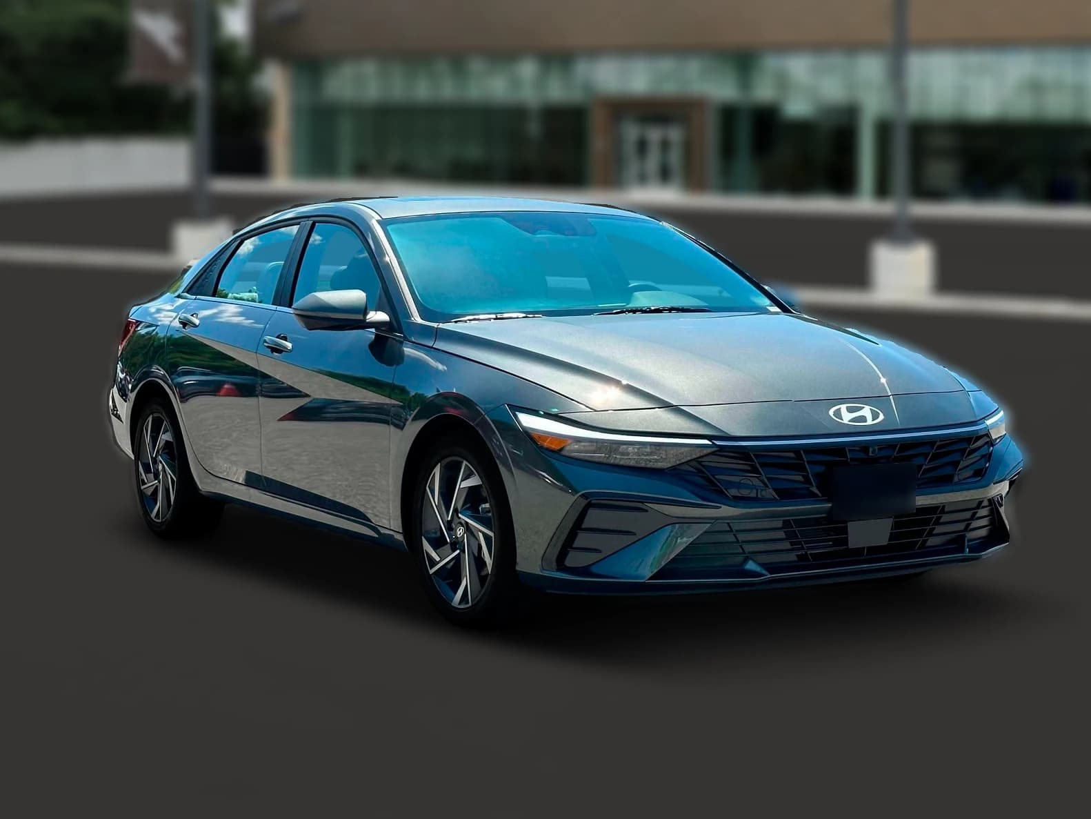Hyundai Elantra Limited IVT 2025 — side view