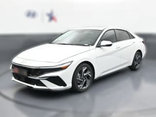 Hyundai Elantra Limited Sedan