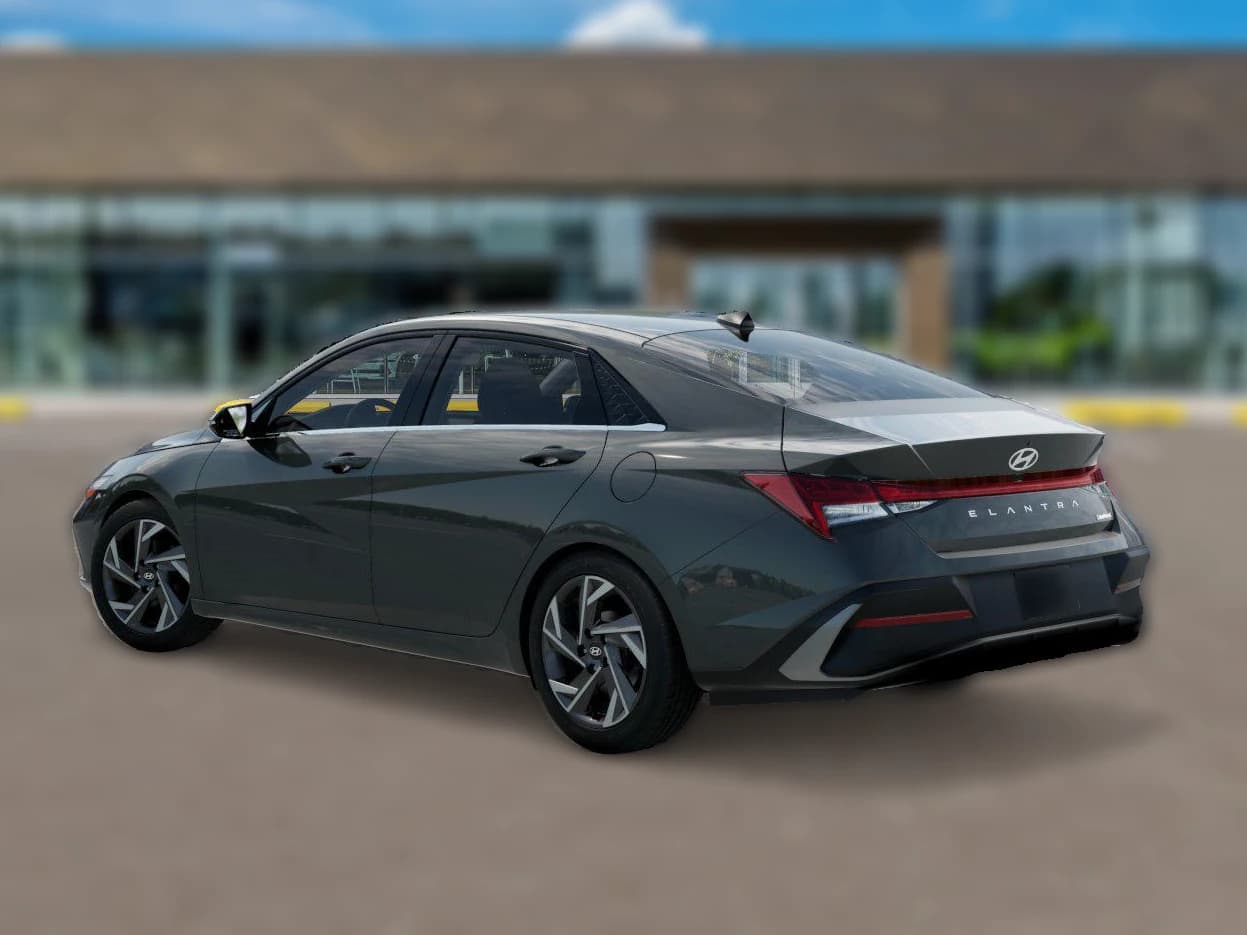 Hyundai Elantra Limited Sedan 2026 — side view