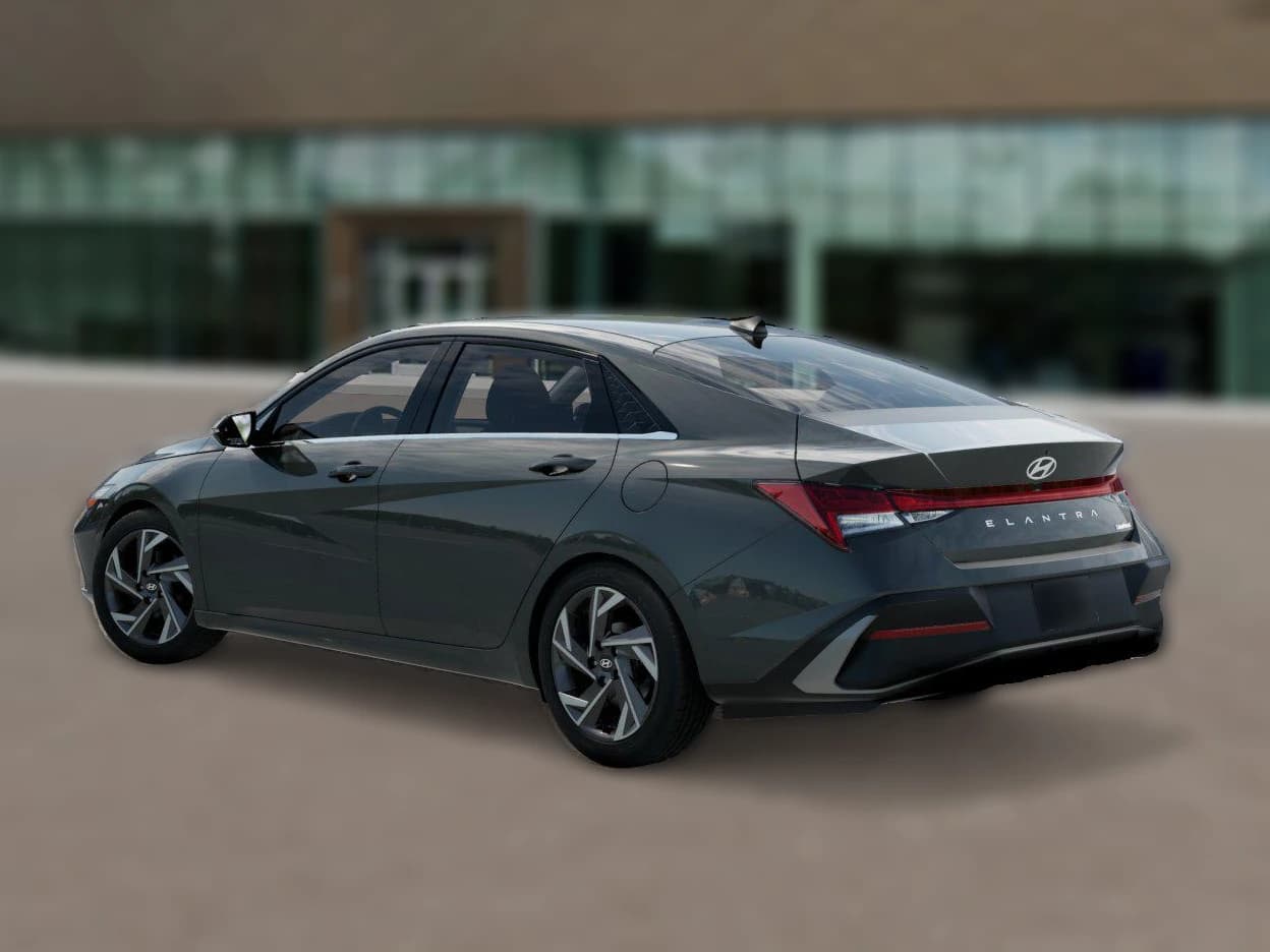 Hyundai Elantra Limited Sedan 2026 — side view