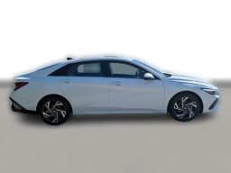 Hyundai Elantra Limited Sedan 2026 — side view