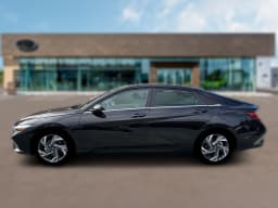 Hyundai Elantra Limited Sedan 2026 — side view