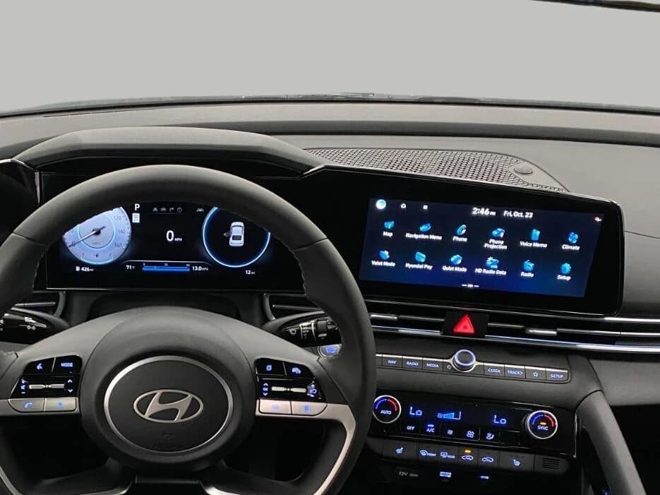 Hyundai Elantra Limited Sedan 2026 — side view