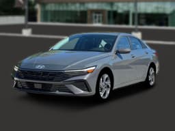 Hyundai Elantra Limited Sedan 2026 — side view