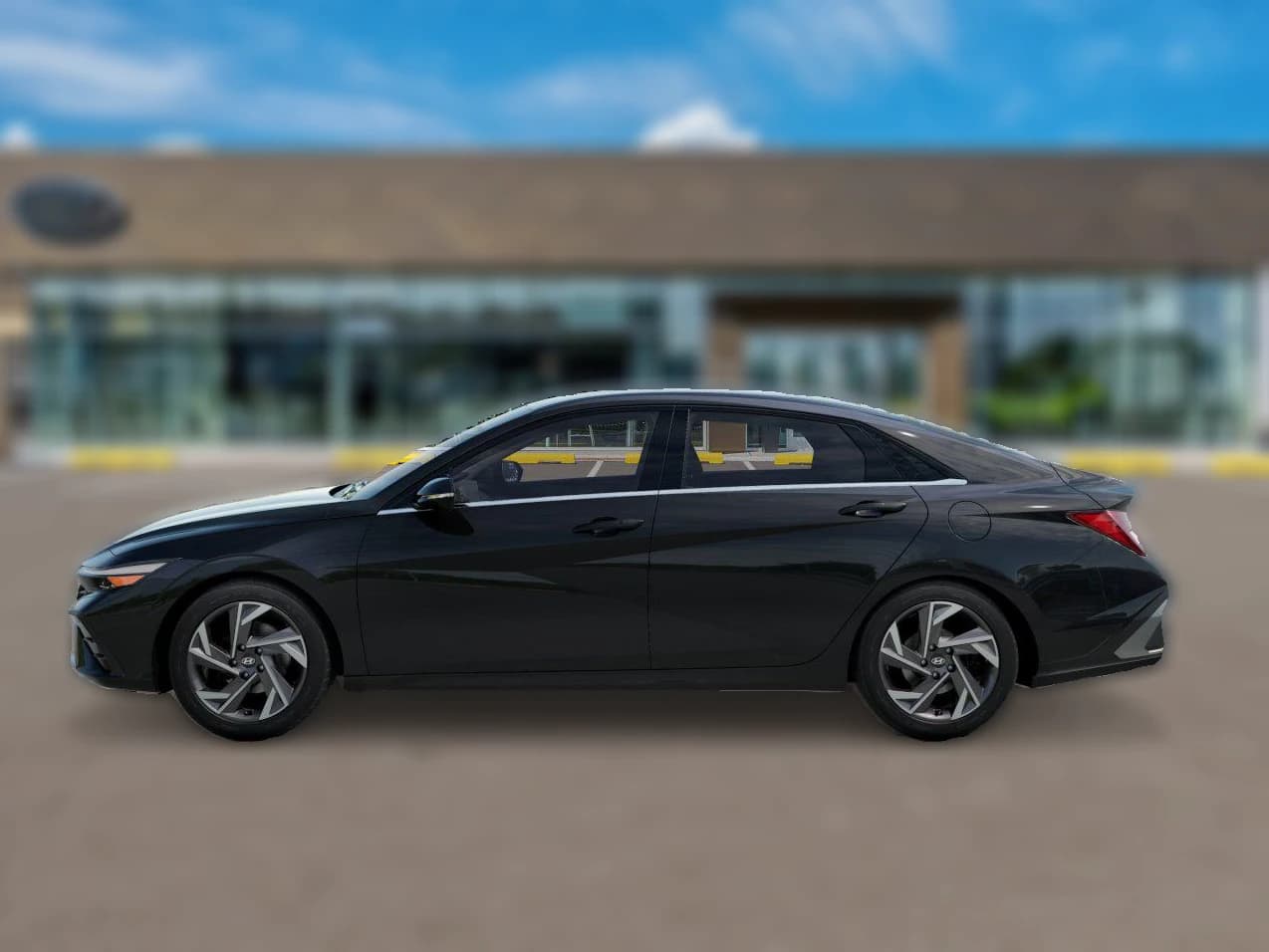 Hyundai Elantra Limited Sedan 2026 — side view