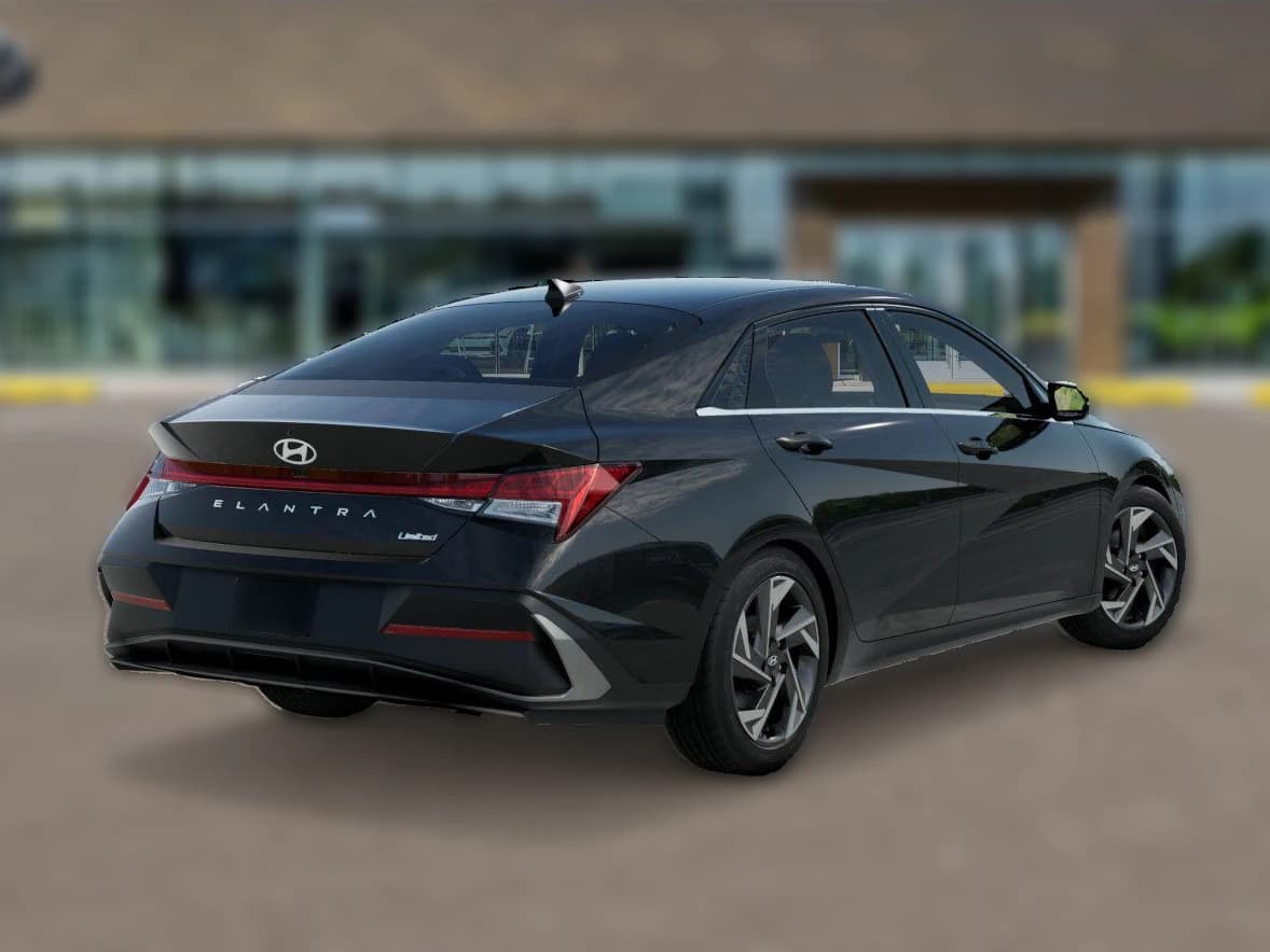 Hyundai Elantra Limited Sedan 2026 — side view