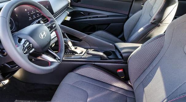 Hyundai Elantra N Line DCT 2026 — side view