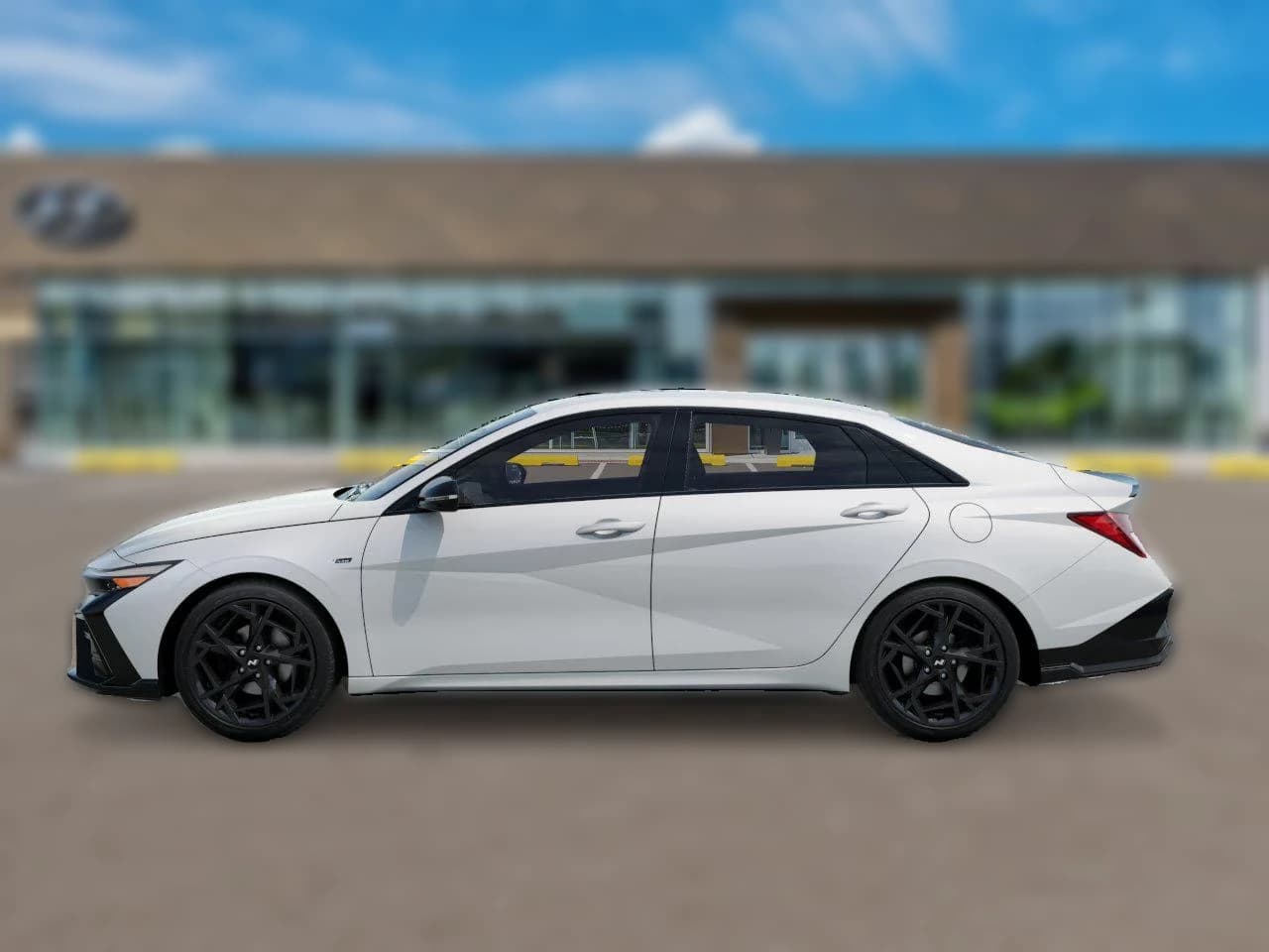 Hyundai Elantra N Line DCT 2026 — side view