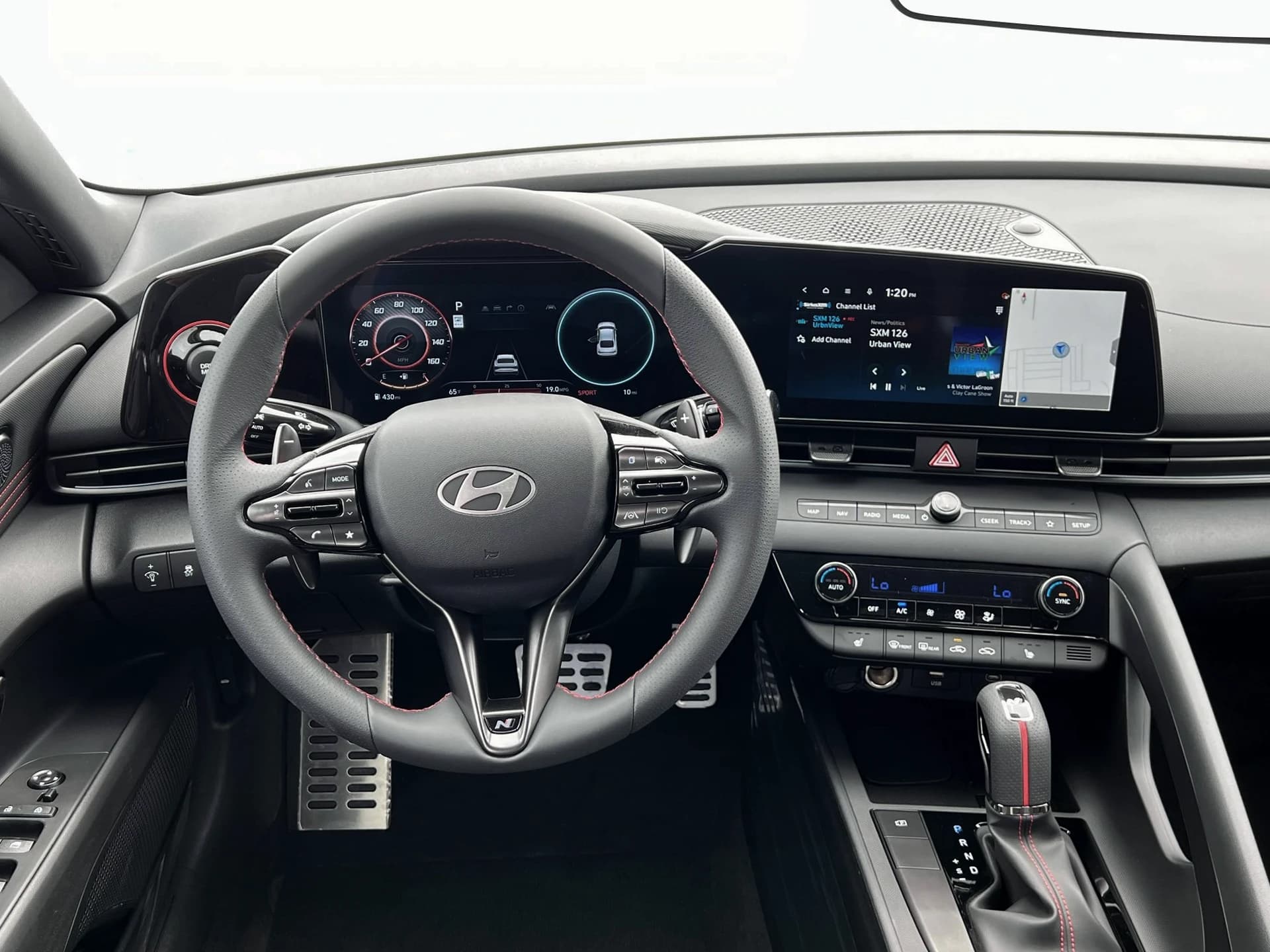 Hyundai Elantra N Line DCT 2025 — side view