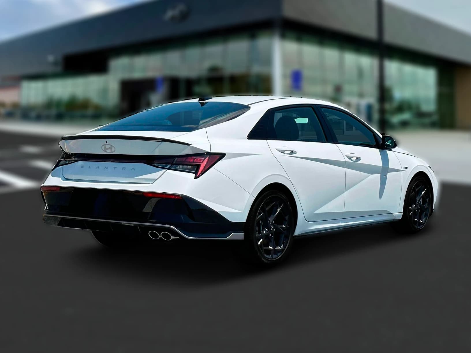 Hyundai Elantra N Line DCT 2025 — side view