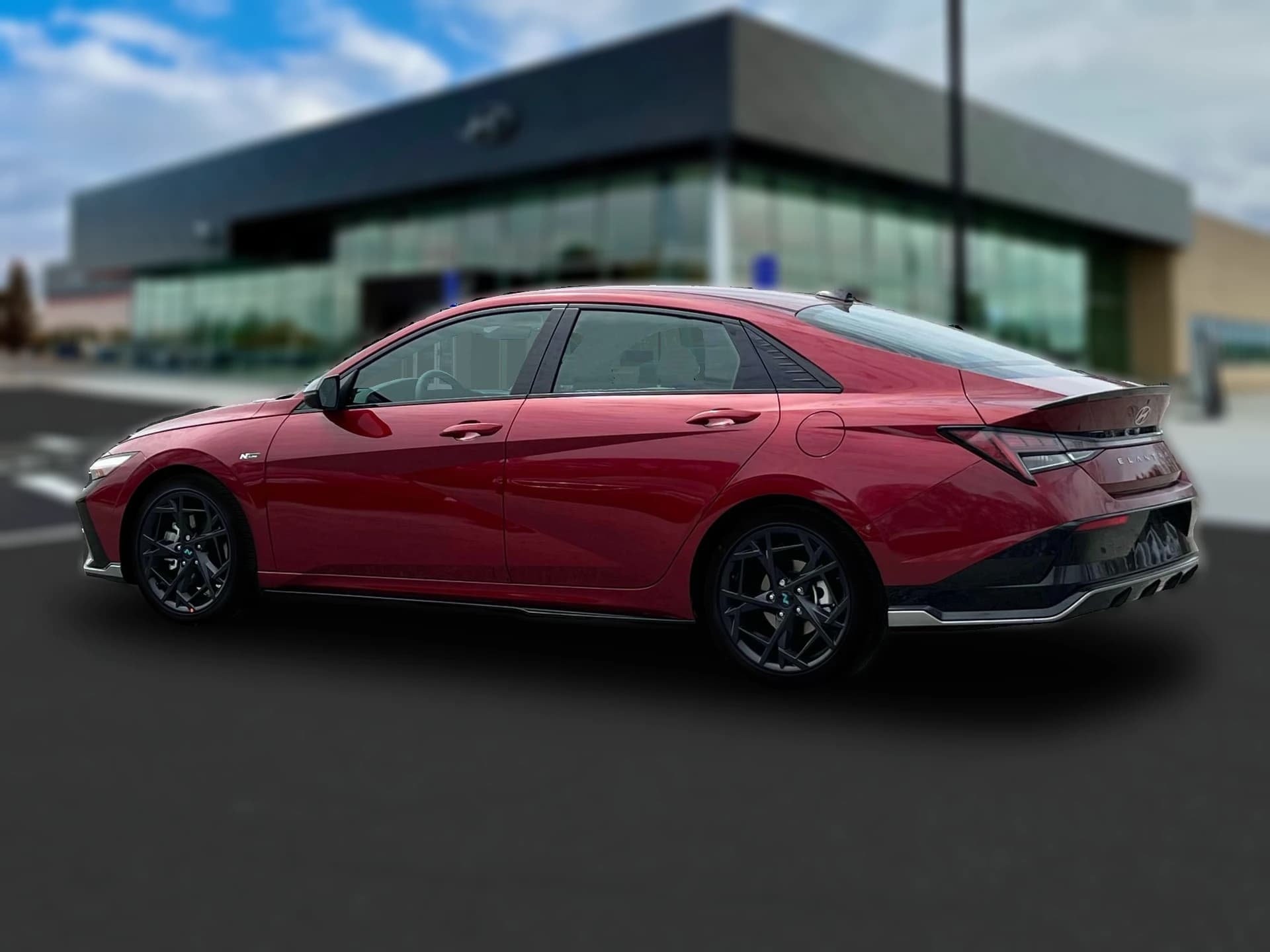 Hyundai Elantra N Line DCT 2025 — side view